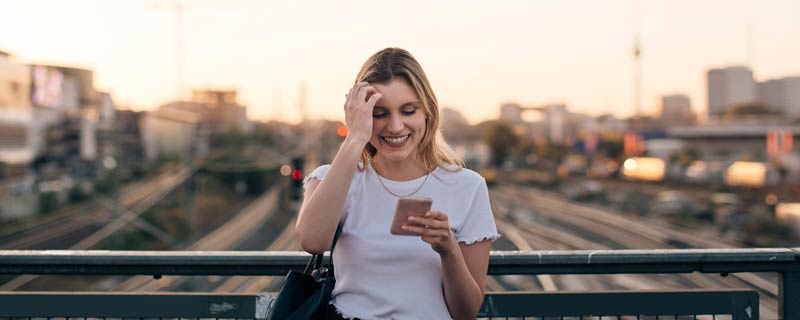 girl on bridge mobile banking